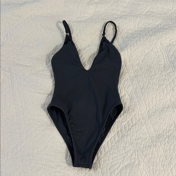 Gooseberry So Chic Seaside One-Piece Swimsuit in Storm - Picture 4 of 6